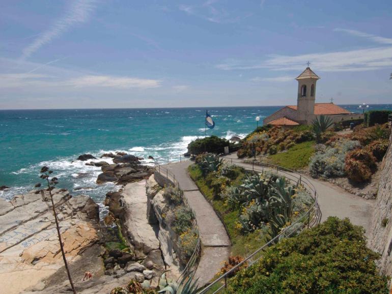 L'Approdo Hotel Bordighera Luaran gambar